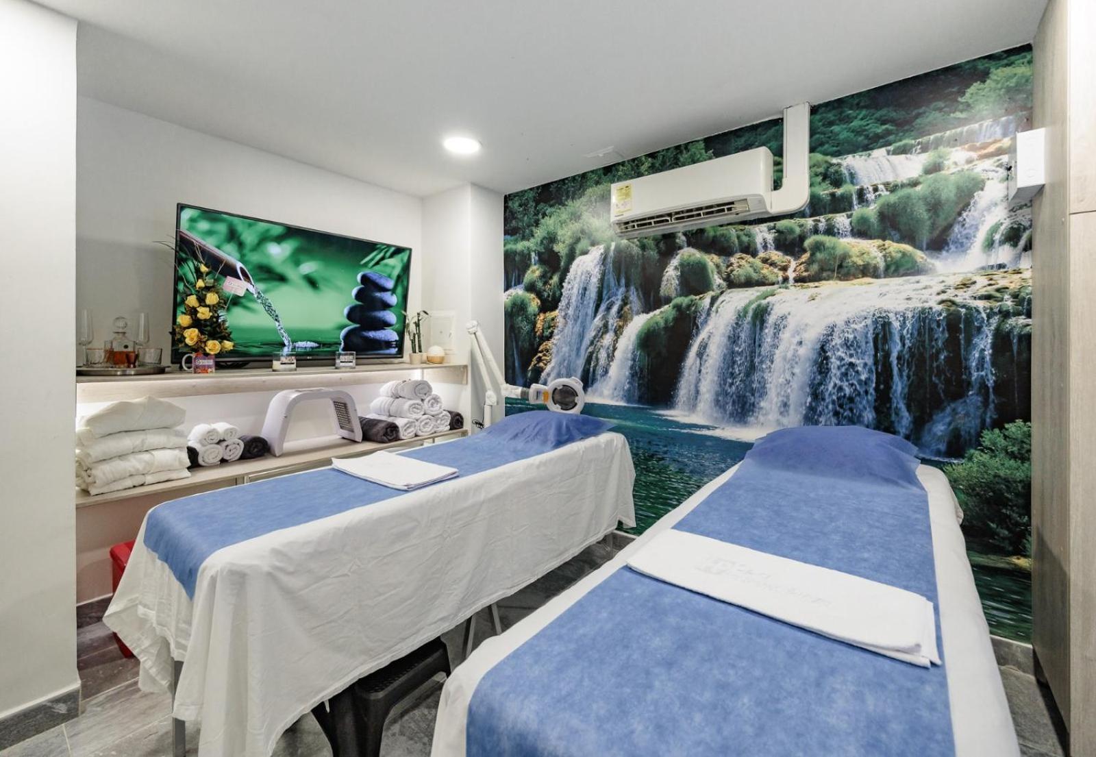Hotel Laureles Plaza Medellín Dış mekan fotoğraf