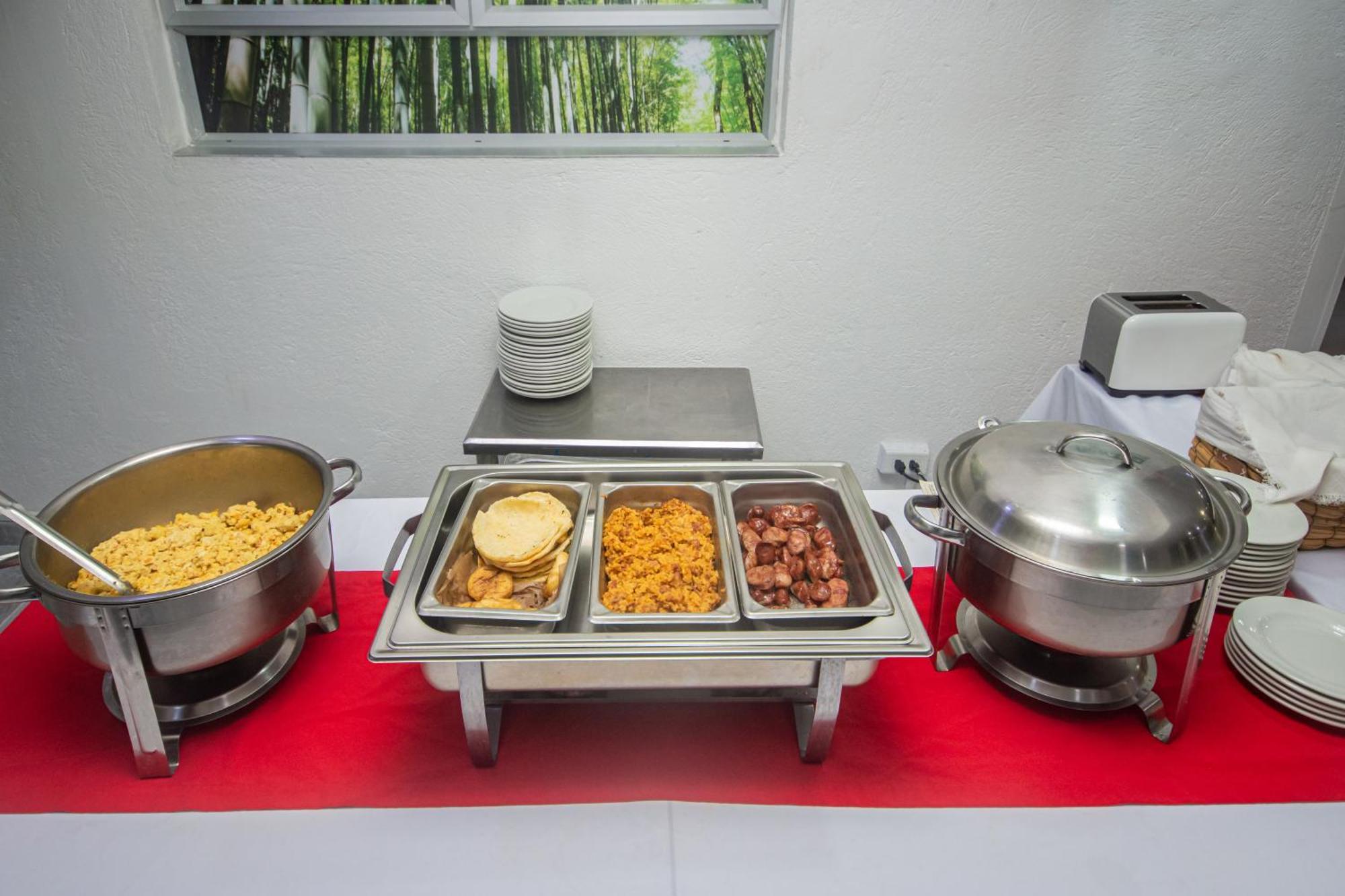 Hotel Laureles Plaza Medellín Dış mekan fotoğraf