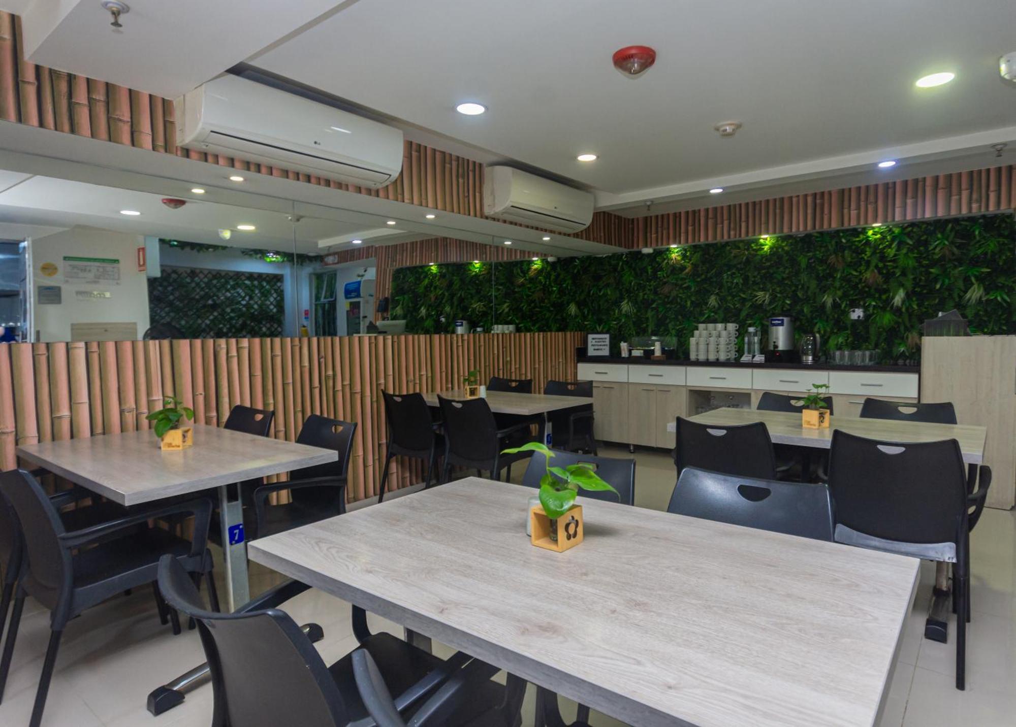 Hotel Laureles Plaza Medellín Dış mekan fotoğraf